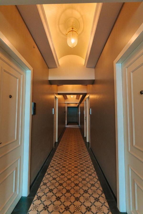 Arnna Hotel - Goregaon Мумбаи Экстерьер фото