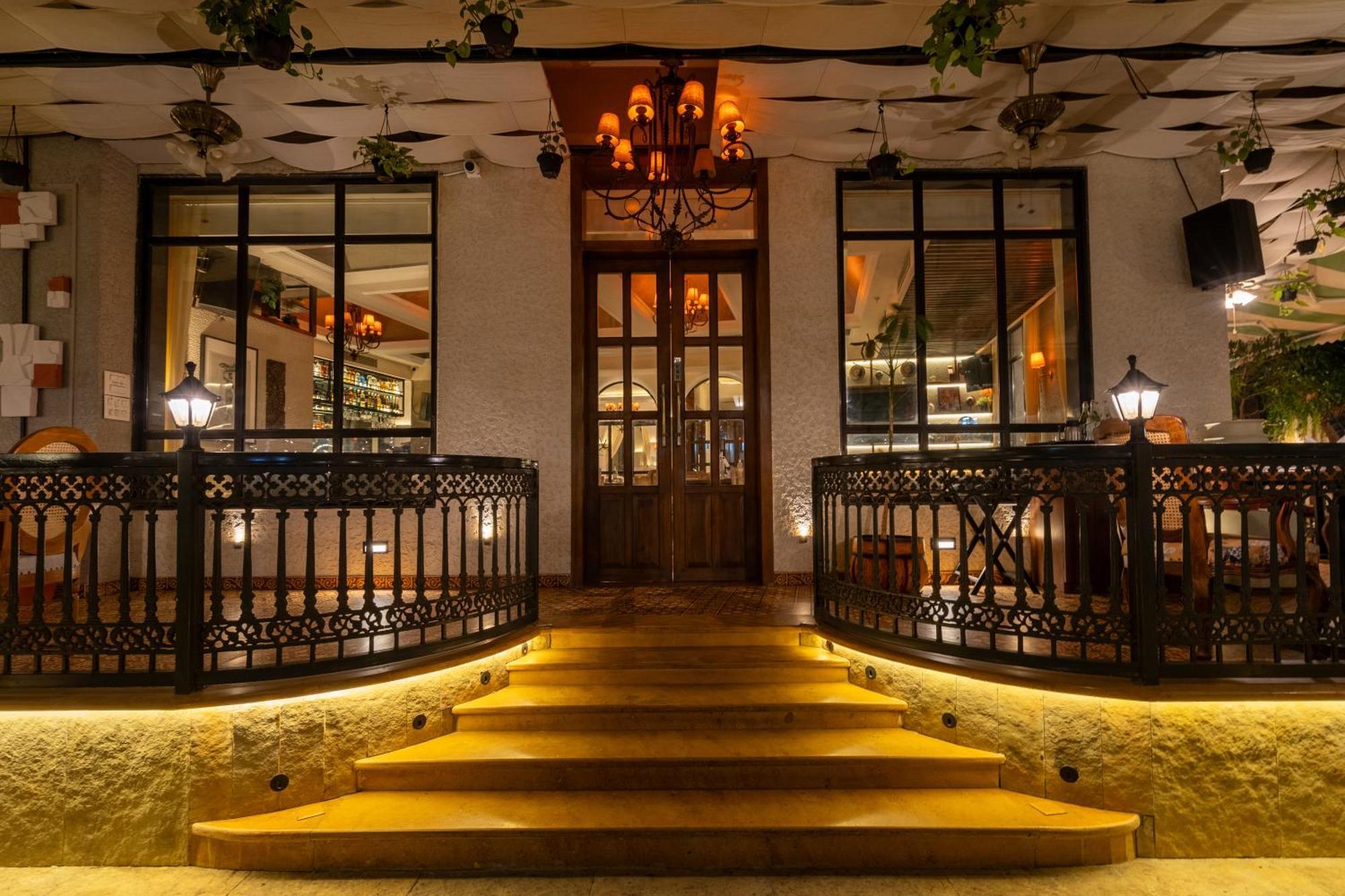 Arnna Hotel - Goregaon Мумбаи Экстерьер фото